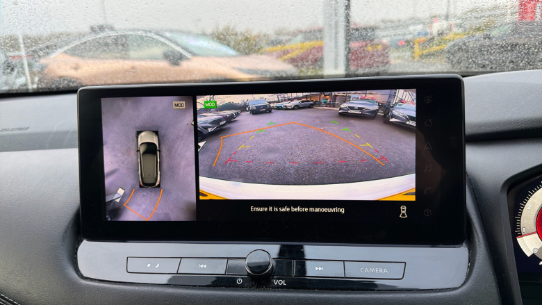 Nissan Qashqai 1.3 DiG-T MH N-Connecta 5dr Petrol Hatchback